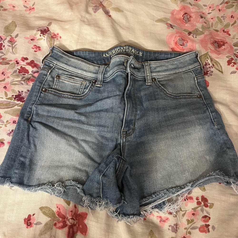 American Eagle High Rise Shortie